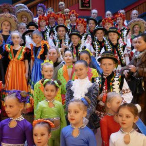 Ukrainische Kinder-Tanzgruppe Alisa
